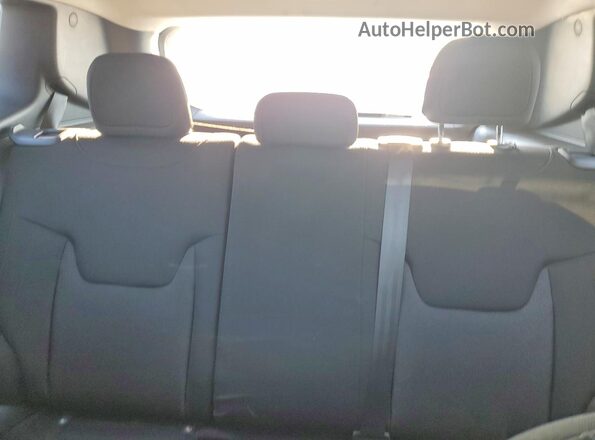 ZACNJDAB0MPN15099 2021 JEEP RENEGADE Серебряный 