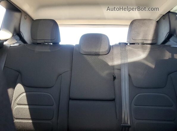 ZACNJDB11NPN62536 2022 JEEP RENEGADE White 