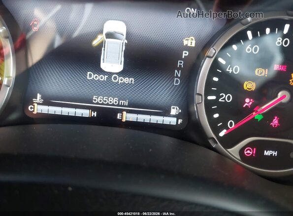ZACNJDB12PPP69729 2023 JEEP RENEGADE Red Vista de los asientos traseros