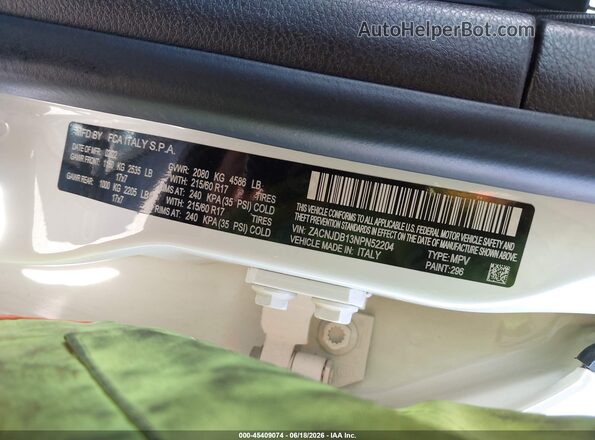 ZACNJDB13NPN52204 2022 JEEP RENEGADE White Widok komory silnika