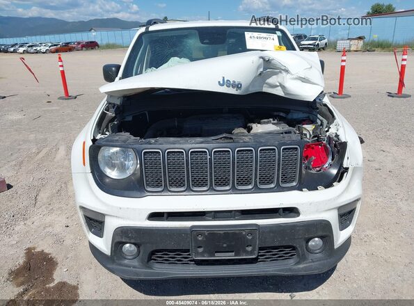 ZACNJDB13NPN52204 2022 JEEP RENEGADE White Widok zestawu wskaźników