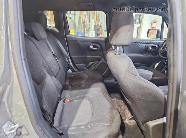 ZACNJDBB2MPN36793 2021 JEEP RENEGADE Gray Vista de los asientos traseros