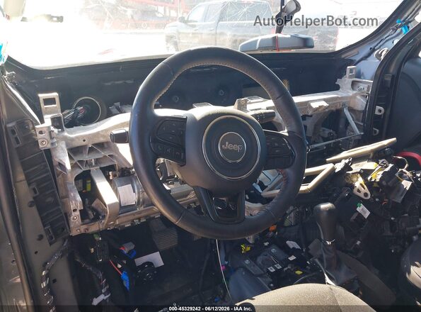 ZACNJDC11NPN71333 2022 JEEP RENEGADE Gray 
