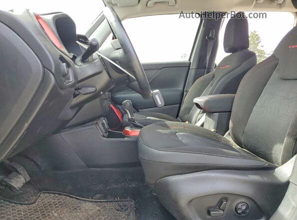 ZACNJDC13MPN34797 2021 JEEP RENEGADE Gray Widok wnętrza z przodu