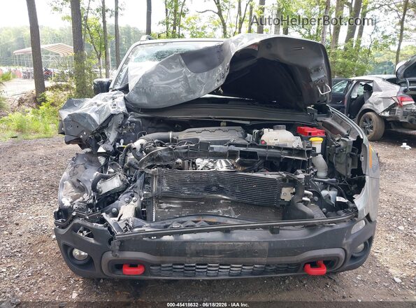ZACNJDC14NPN47799 2022 JEEP RENEGADE Gray Rear interior view