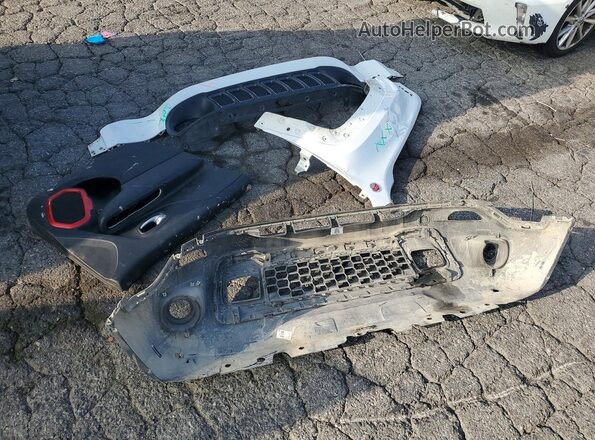 ZACNJDC15PPP71747 2023 JEEP RENEGADE Белый 