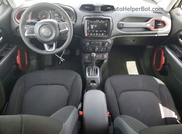 ZACNJDC17PPP68316 2023 JEEP RENEGADE Белый Вид панели приборов