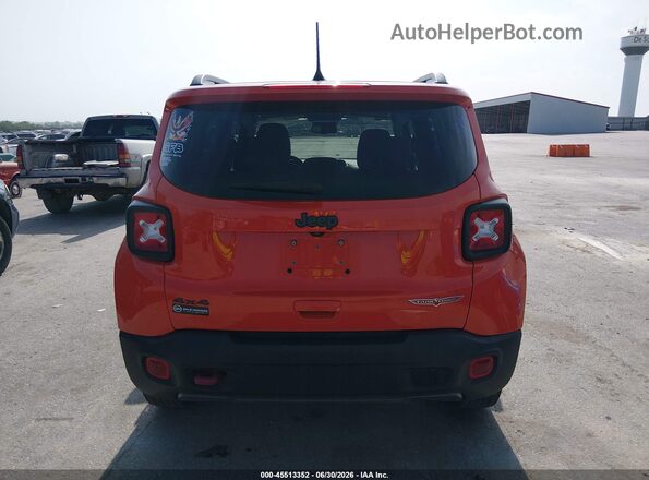 ZACNJDC1XMPM22031 2021 JEEP RENEGADE Orange 