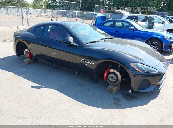 ZAM45VLA5J0253915 2018 MASERATI GRANTURISM Black Դիմացի տեսք