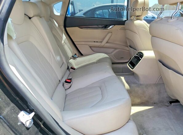 ZAM56RPL5H1232328 2017 MASERATI QUATTROPOR Black Widok tylnych siedzeń