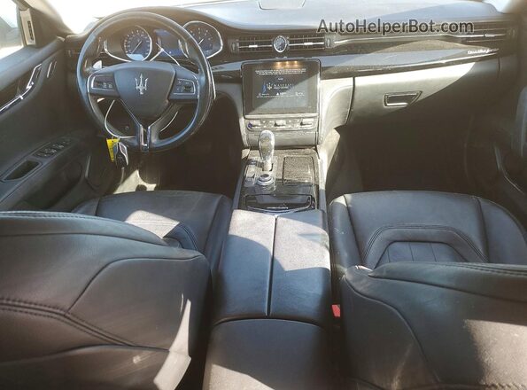 ZAM56RRA5H1229926 2017 MASERATI QUATTROPOR White Vista del salpicadero
