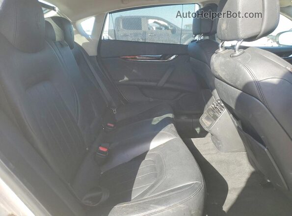 ZAM56RRA5H1229926 2017 MASERATI QUATTROPOR White Vista de los asientos traseros