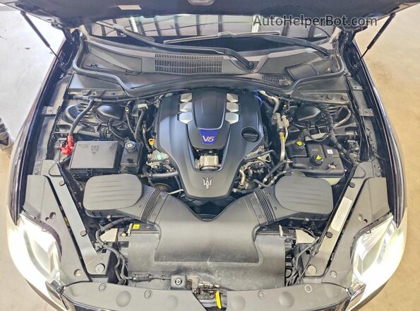 ZAM56RRL6H1235803 2017 MASERATI QUATTROPOR Charcoal Vista interior trasera