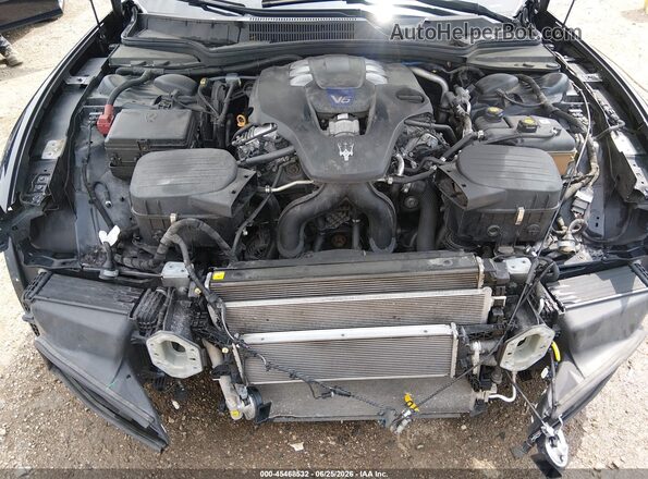 ZAM56YPS8K1332920 2019 MASERATI QUATTROPOR Black Rear view