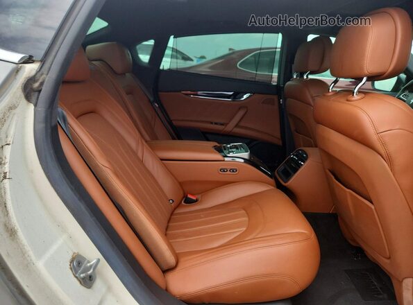 ZAM56YRM2N1385101 2022 MASERATI QUATTROPOR Gray 