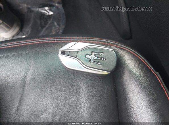 ZAM57RTA7G1176358 2016 MASERATI GHIBLI Black Առջևի վահանակի տեսք