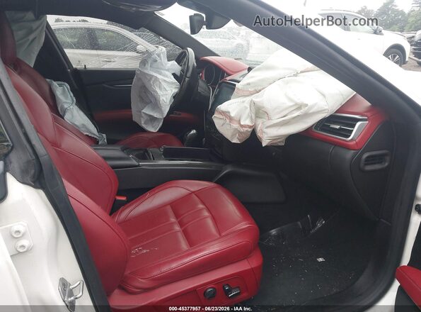 ZAM57RTS1H1238119 2017 MASERATI GHIBLI White Widok wnętrza z przodu