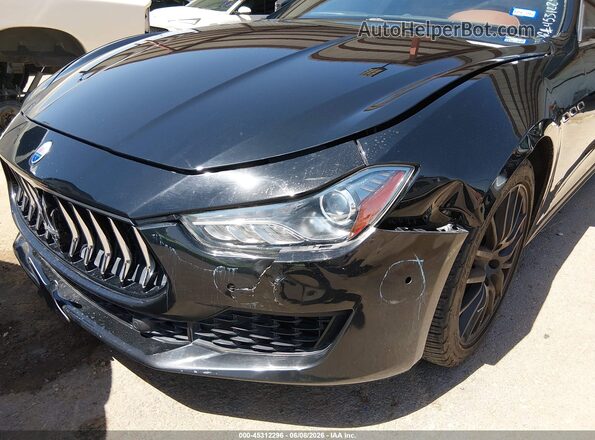 ZAM57XSA4K1310130 2019 MASERATI GHIBLI Black Դիմացի տեսք
