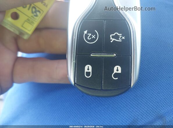 ZAM57YTS2L1343769 2020 MASERATI GHIBLI Gray Dashboard view
