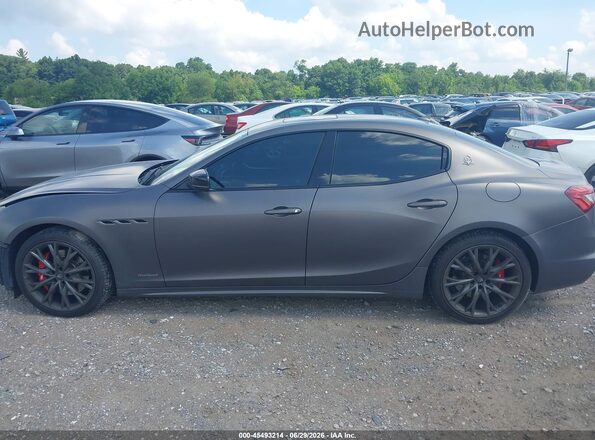ZAM57YTS2L1343769 2020 MASERATI GHIBLI Gray 360 interior view