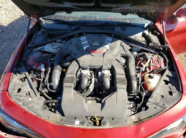ZARFAEAV1J7580503 2018 ALFA ROMEO GIULIA Red Սալոնի հետևի տեսք