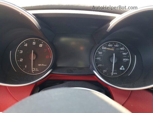 ZARFAEAV1J7580503 2018 ALFA ROMEO GIULIA Red Սարքավորումների վահանակի տեսք