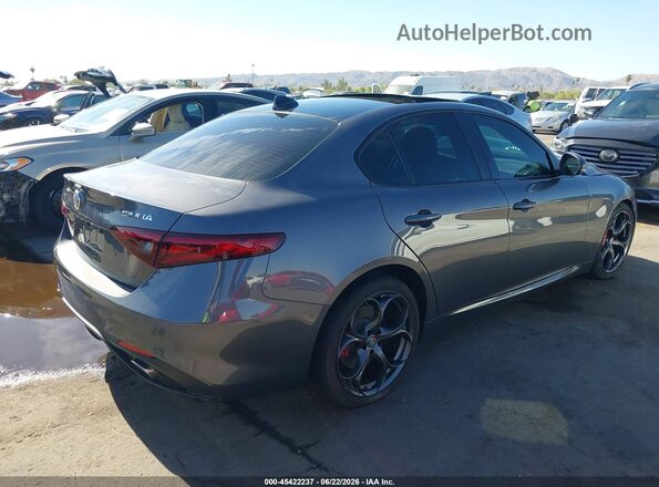 ZARFAECN8H7549949 2017 ALFA ROMEO GIULIA Gray Rear right
