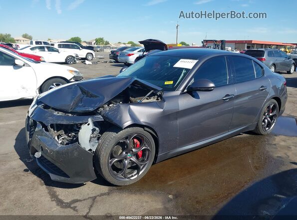 ZARFAECN8H7549949 2017 ALFA ROMEO GIULIA Gray Front left