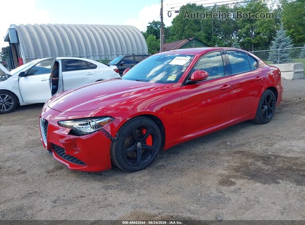 ZARFAEDN2H7539769 2017 ALFA ROMEO GIULIA Red Front left