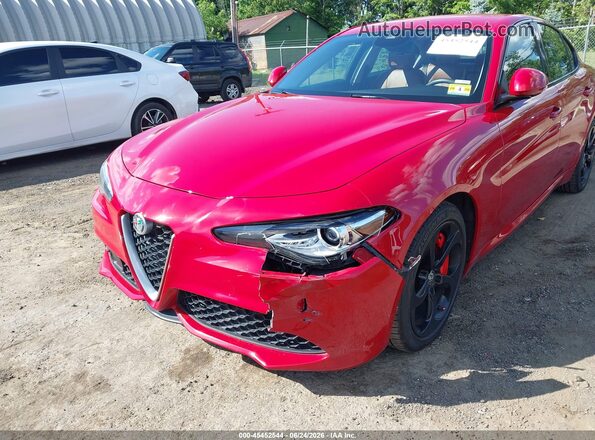 ZARFAEDN2H7539769 2017 ALFA ROMEO GIULIA Red Front view