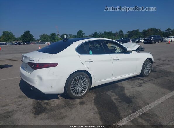 ZARFAEEN5H7537772 2017 ALFA ROMEO GIULIA White Tył prawy