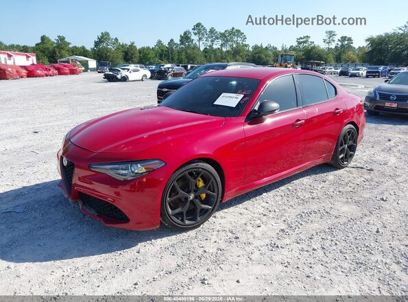 ZARFAMAN0L7626075 2020 ALFA ROMEO GIULIA Red Առջևի ձախ երեք քառորդ տեսարան
