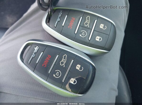 ZARFAMAN0L7626075 2020 ALFA ROMEO GIULIA Red Առջևի վահանակի տեսք