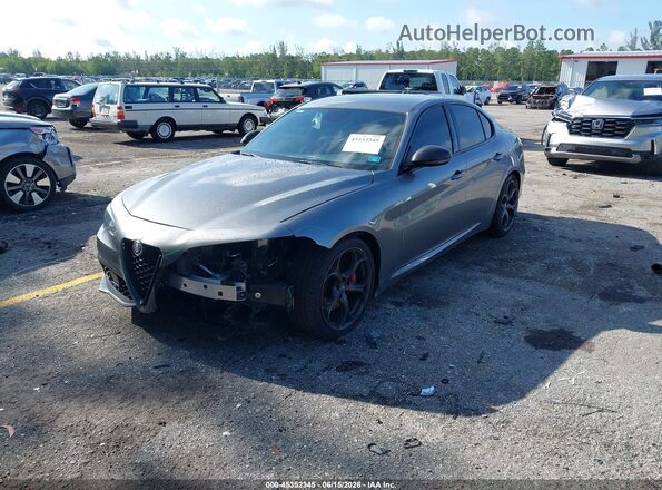 ZARFAMAN1K7622552 2019 ALFA ROMEO GIULIA Gray წინა მარცხენა ხედი სამი მეოთხედიდან