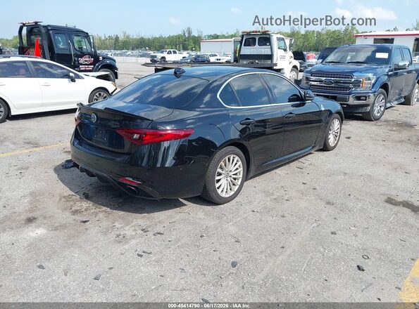 ZARFAMAN2M7644577 2021 ALFA ROMEO GIULIA Black Tył prawy