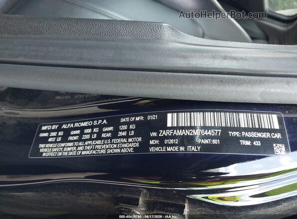 ZARFAMAN2M7644577 2021 ALFA ROMEO GIULIA Black Widok komory silnika