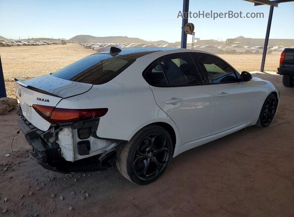 ZARFAMAN6K7609540 2019 ALFA ROMEO GIULIA White Trasero derecho