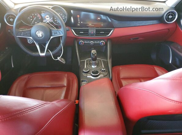 ZARFAMAN6K7609540 2019 ALFA ROMEO GIULIA White Vista del salpicadero