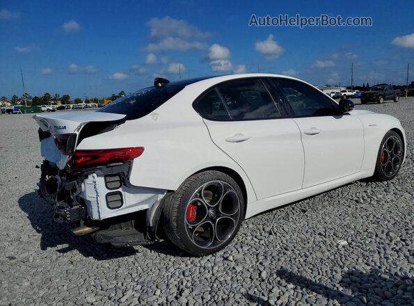 ZARFAMBN1P7676374 2023 ALFA ROMEO GIULIA White Задня права чверть
