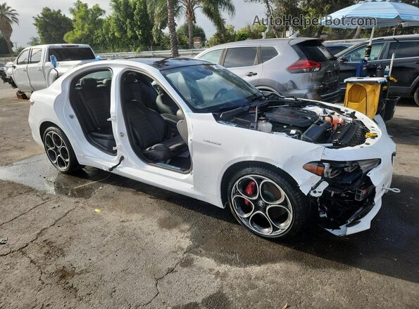 ZARFAMBN1R7683277 2024 ALFA ROMEO GIULIA White VIN კოდის სტიკერის ხედი