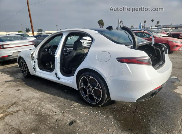 ZARFAMBN1R7683277 2024 ALFA ROMEO GIULIA White 