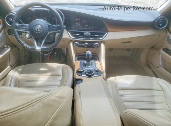 ZARFAMBN3K7621594 2019 ALFA ROMEO GIULIA Black Dashboard view
