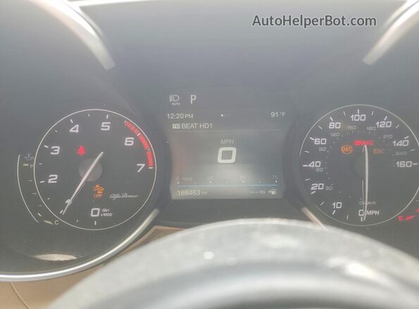 ZARFAMBN3K7621594 2019 ALFA ROMEO GIULIA Black Instrument cluster view