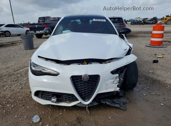 ZARFAMBN4R7677666 2024 ALFA ROMEO GIULIA Белый 