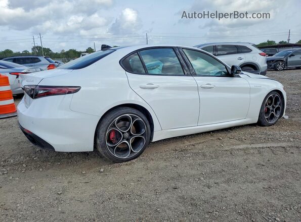 ZARFAMBN4R7677666 2024 ALFA ROMEO GIULIA Белый 