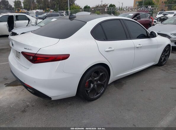 ZARFAMBN5K7605493 2019 ALFA ROMEO GIULIA White Rear right
