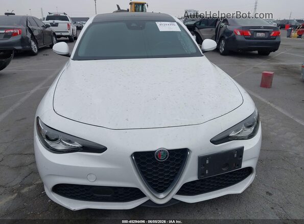 ZARFAMBN5K7605493 2019 ALFA ROMEO GIULIA White Front view