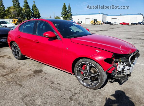 ZARFAMBN6N7656795 2022 ALFA ROMEO GIULIA Красный 
