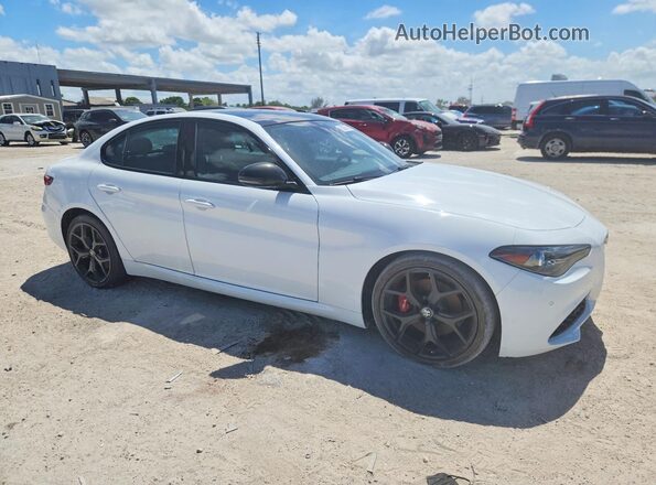 ZARFAMBNXK7616036 2019 ALFA ROMEO GIULIA White Передня права чверть