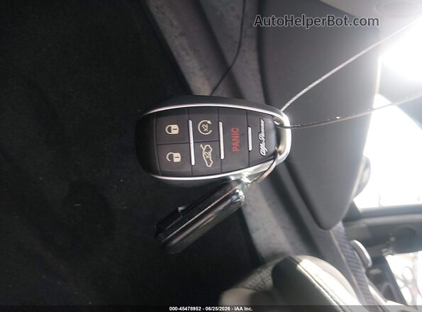 ZARFAMEV3K7600692 2019 ALFA ROMEO GIULIA Blue Вид панелі приладів